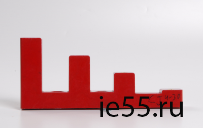 Изолятор ступенчатый ИСв4-30 (М8) силовой с болтом ИЭК